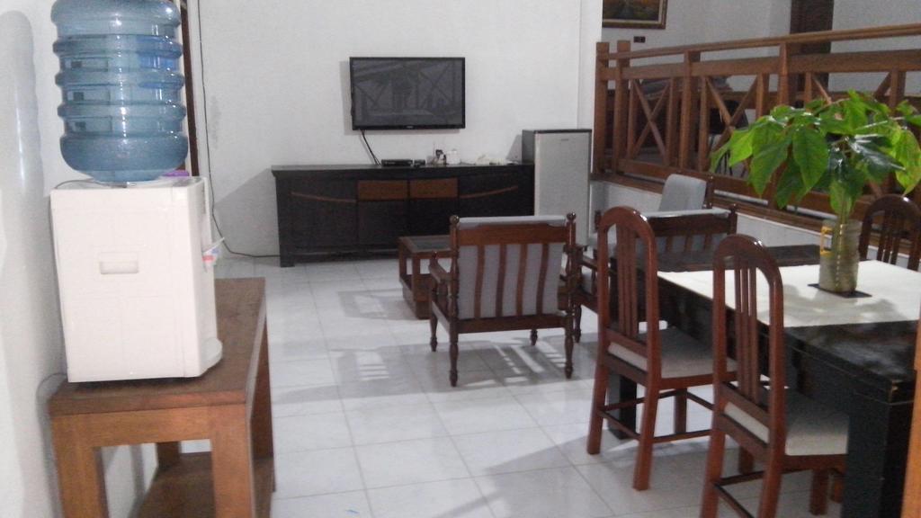 Easy Homestay Yogyakarta Bagian luar foto