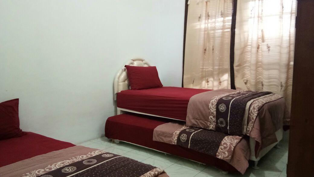 Easy Homestay Yogyakarta Bagian luar foto