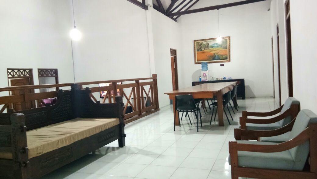 Easy Homestay Yogyakarta Bagian luar foto