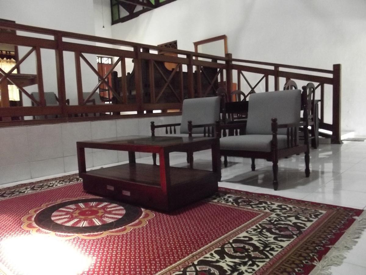 Easy Homestay Yogyakarta Bagian luar foto