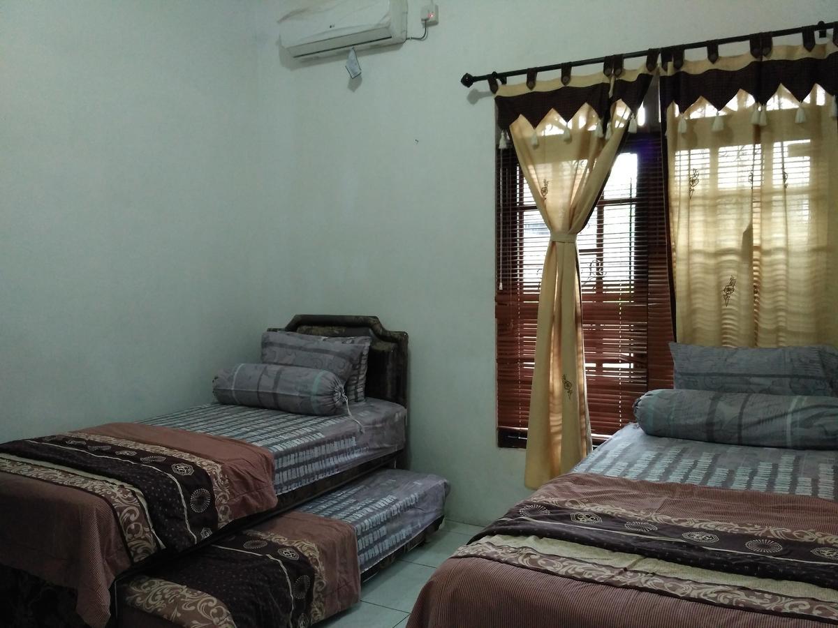 Easy Homestay Yogyakarta Bagian luar foto